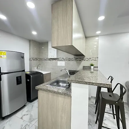 Acogedor Familiar Apartamento *